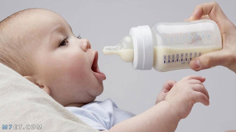 الحليب المناسب للطفل بعد سنة