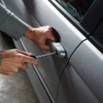 أدوات لحماية سيارتك من السرقة بأقل التكاليف 2022