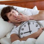 أضرار كثرة النوم: النوم أكثر من 15 ساعة