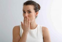 Photo of أبرز 6 عادات تسبب رائحة الفم الكريهة وطرق علاجها