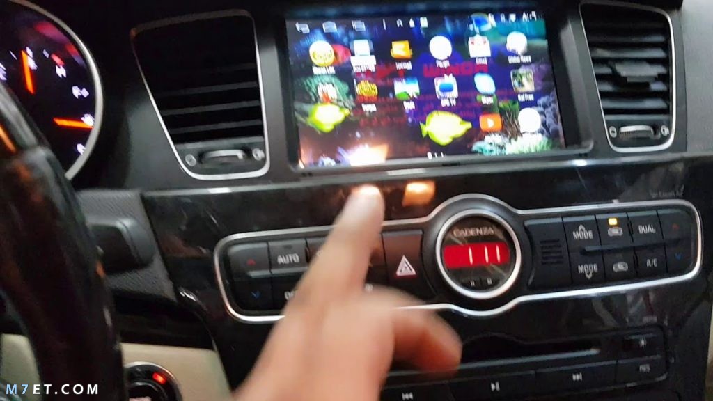 طريقة تشغيل فيديو على شاشة السيارة