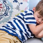 اسباب كثرة النوم عند الاطفال وطرق العلاج