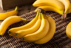 فوائد الموز للحامل والجنين واضراره
