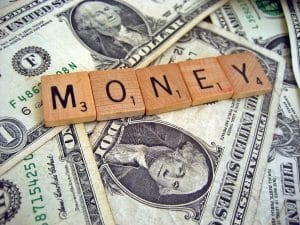 عبارات عن المال – اهم عبارات وحكم عن المال