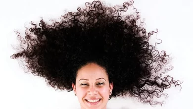 Photo of شعر مجعد | خطوات في المنزل للتعامل مع انواع الشعر المجعد