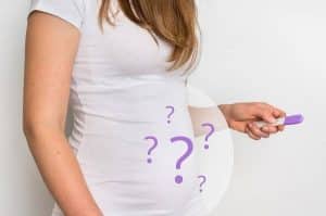 هل ألم رأس المعدة من علامات الحمل المبكرة